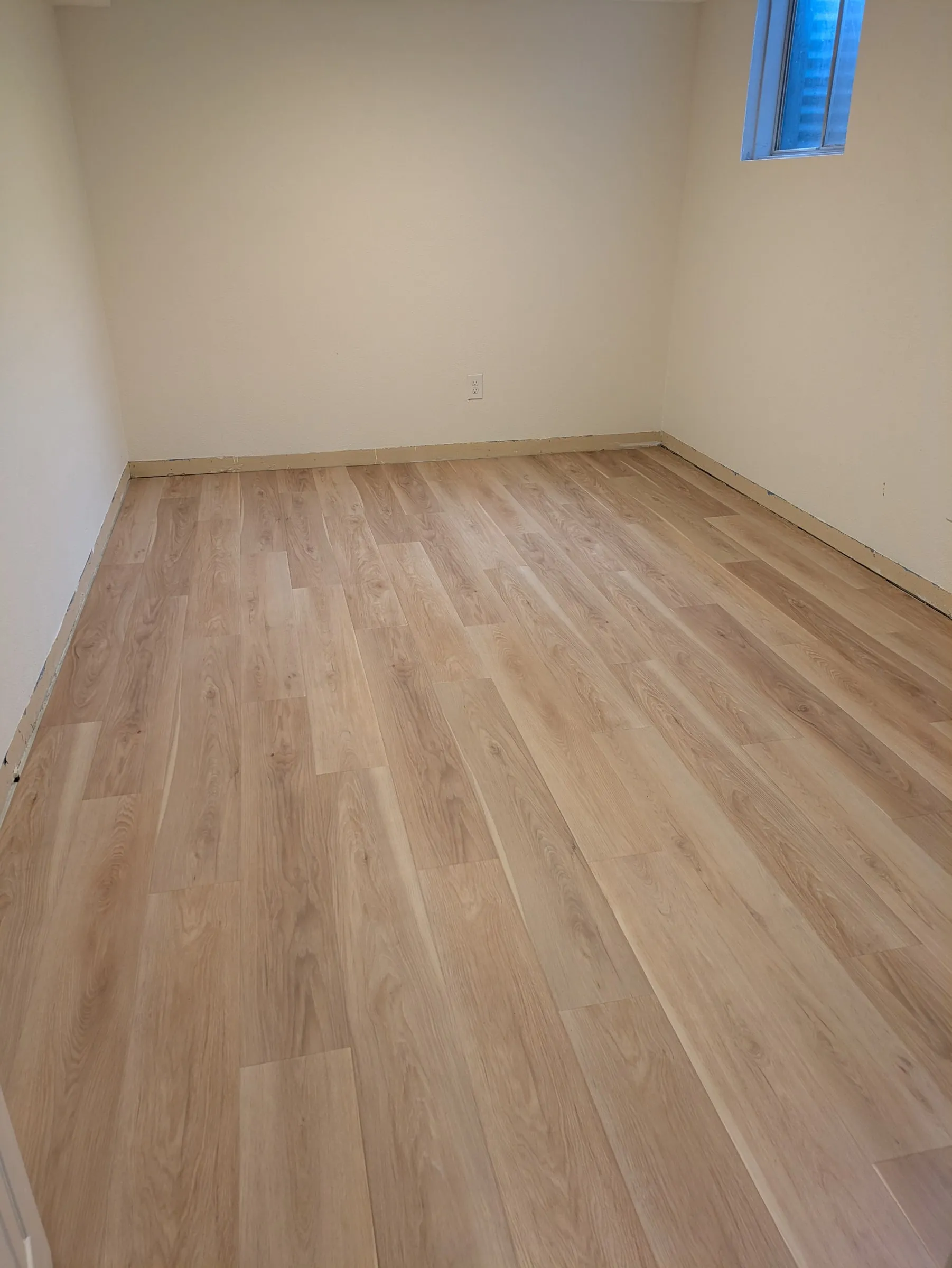The completed study floor, before baseboards